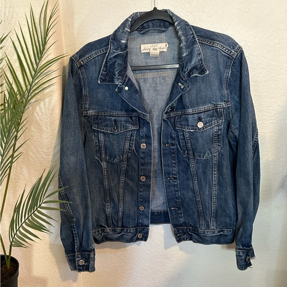 Distressed Men’s Jean Jacket